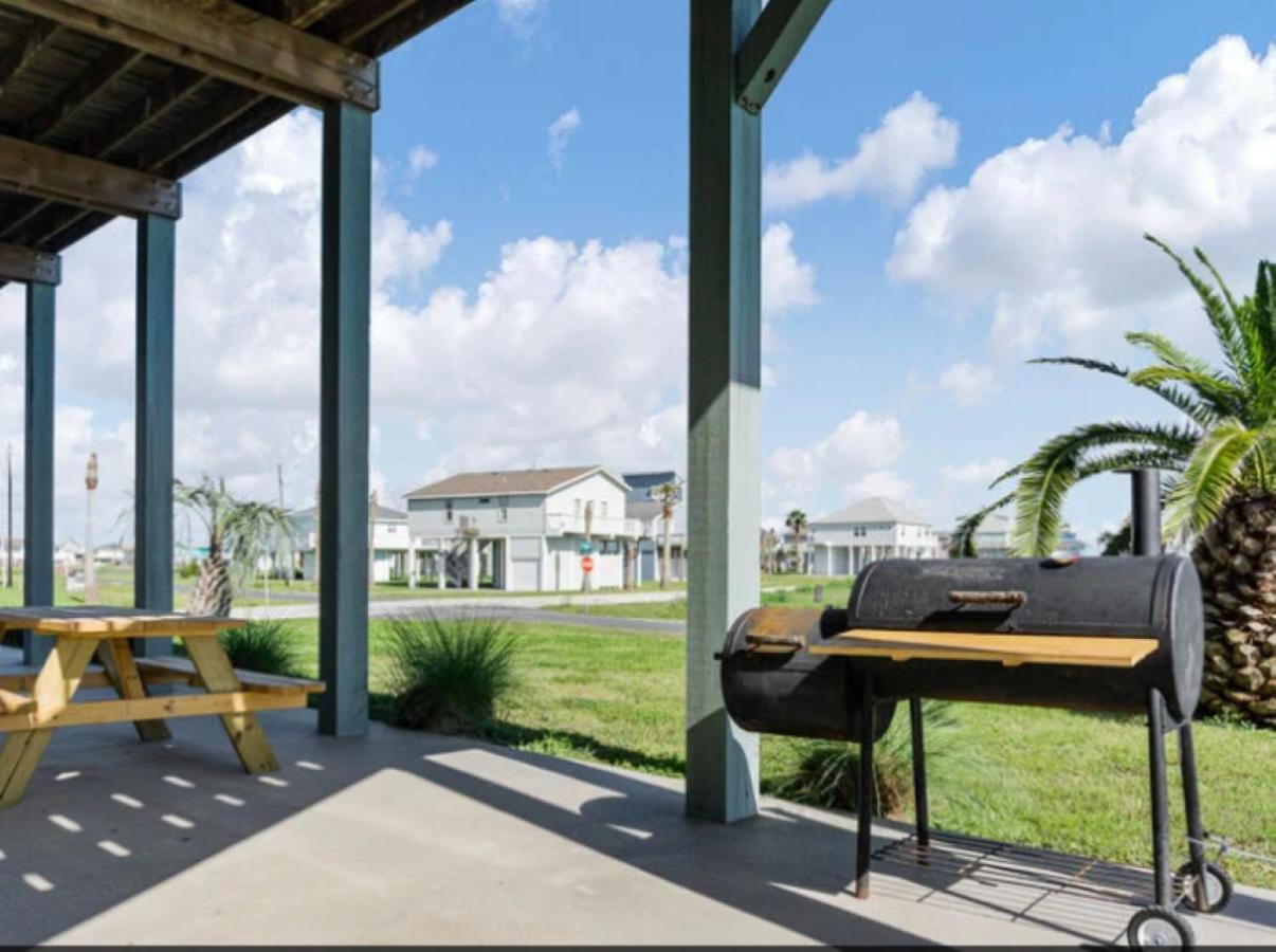 Fancy Nancy 2 Min Walk To Beach, Lyft, Pet-Friendly Bolivar Peninsula Bagian luar foto