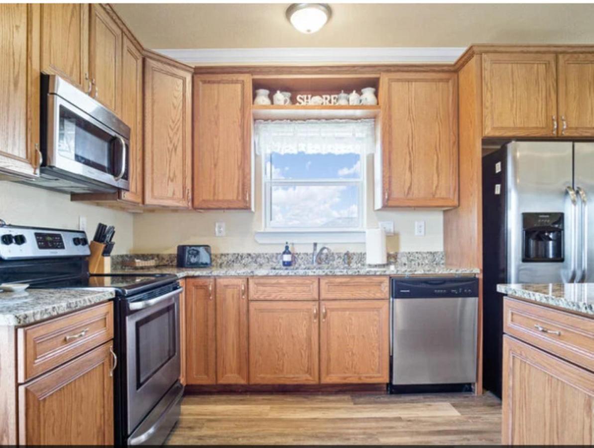 Fancy Nancy 2 Min Walk To Beach, Lyft, Pet-Friendly Bolivar Peninsula Bagian luar foto