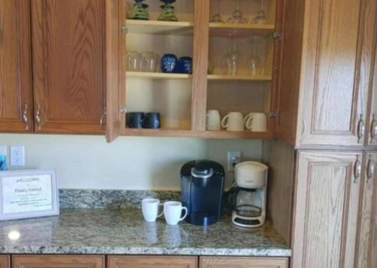 Fancy Nancy 2 Min Walk To Beach, Lyft, Pet-Friendly Bolivar Peninsula Bagian luar foto